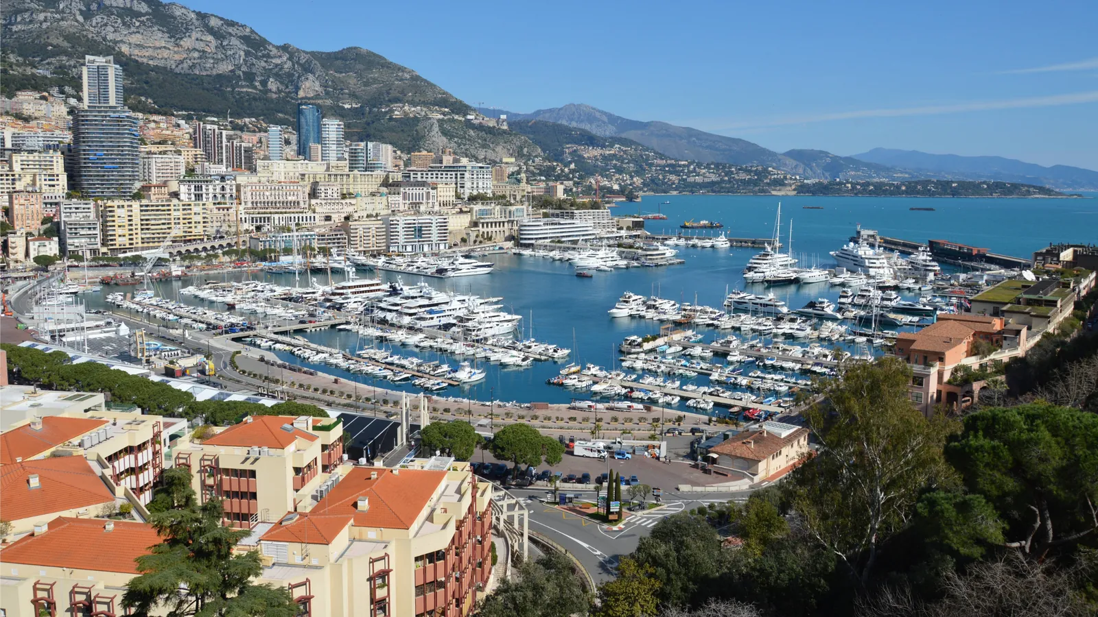 Port Hercule and Monte-Carlo seen from above, with the mountains behind