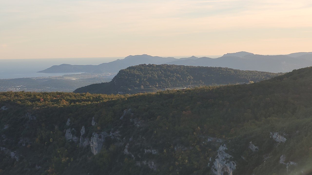 Read more about the article From Riviera Sunsets to Alpine Peaks: A Tapestry of Culture and a Foray into the Culinary Delights of Piemonte