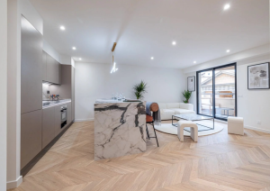 Read more about the article Decoding the French Riviera: Price Points, Insights, and Tailored Service for 2-Bedroom Properties in Nice, Cannes, and Antibes.