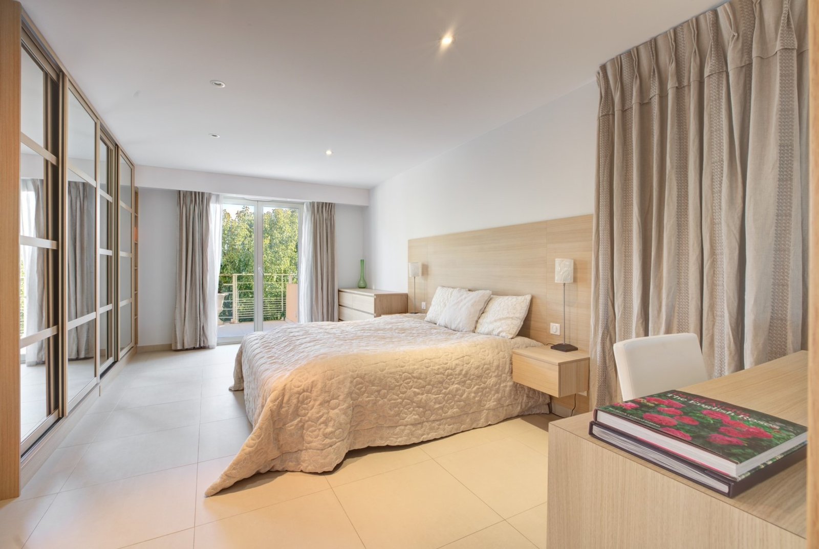 A14 THEOULE - Bedroom